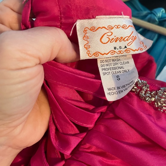 Cindy Barbie pink formal gown mermaid 4/S - Picture 10 of 10